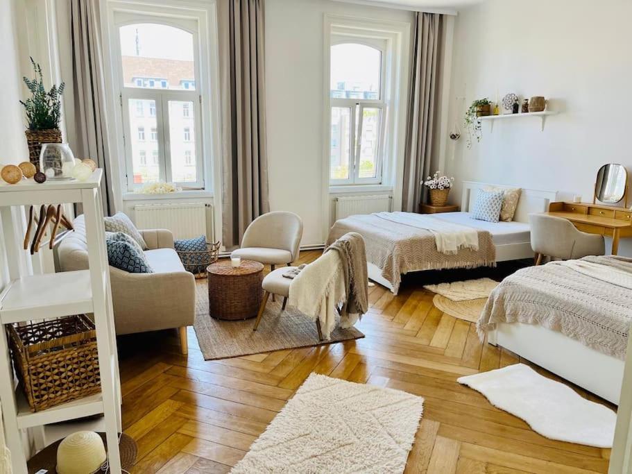 Modernes Design Apartment Виена Екстериор снимка
