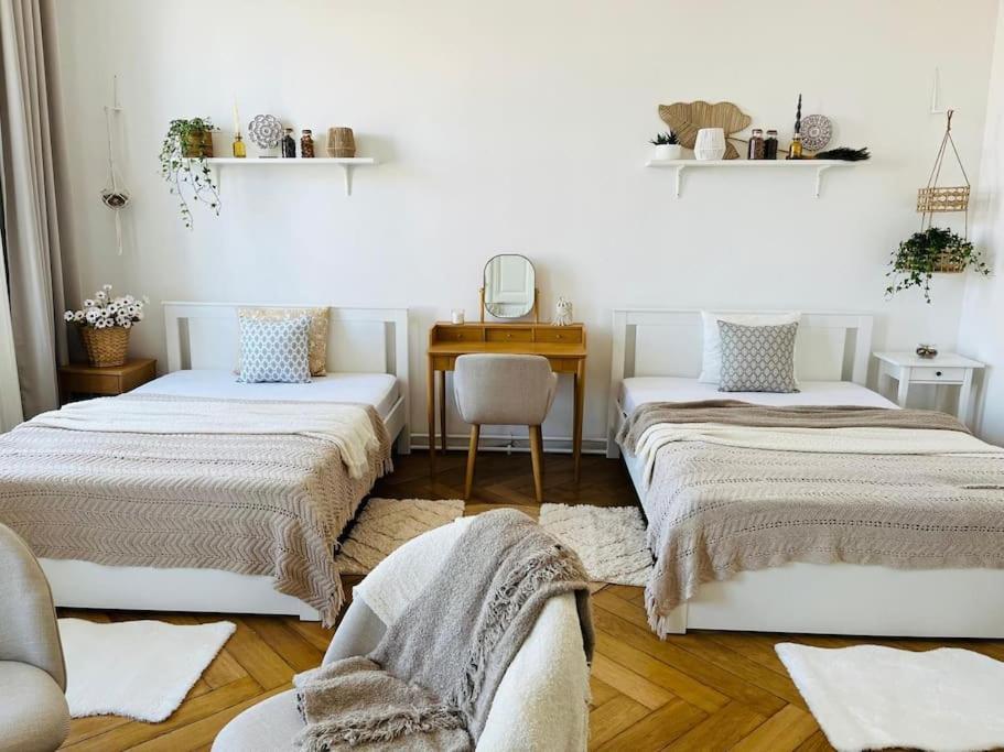 Modernes Design Apartment Виена Екстериор снимка